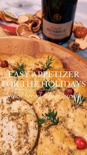 Brie Wreath, Italian Seasoning Mix, Simple Appetizer, Frozen Rolls, Christmas Entertaining, Hosting Thanksgiving, Brie Cheese, Holiday Snacks, Wine Travel