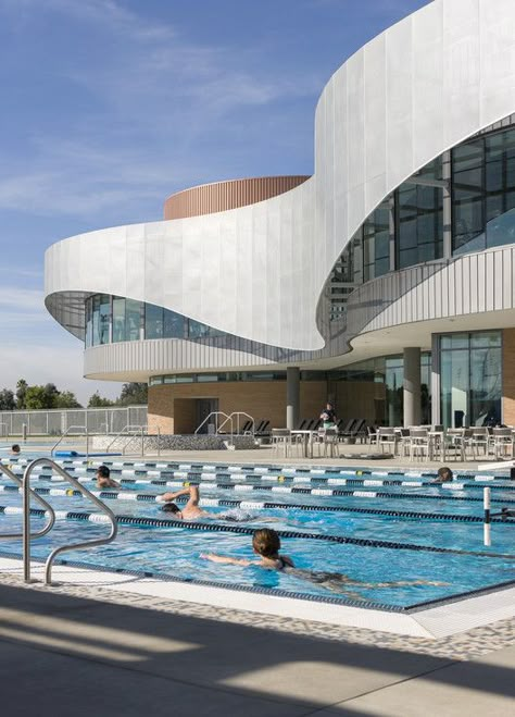 University Of California Riverside, Uc Riverside, Curve Building, Circular Buildings, Recreation Centers, H Design, Amazing Buildings, Facade Architecture, Retro Illustration