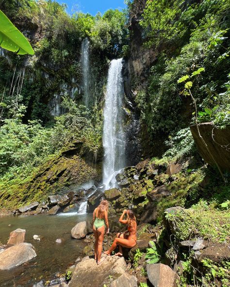 Healthy Tiktok, Aesthetic Waterfall, Explore Aesthetic, Waterfall Pictures, Hawaii Life, Summer Dream, Hawaii Travel, Travel Inspo, Pretty Places