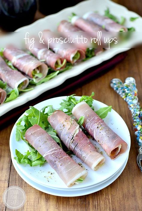 Prosciutto Roll, Fig Prosciutto, Fig Rolls, Holiday Appetizers Easy, Easy Thanksgiving Recipes, Iowa Girl Eats, Quick And Easy Appetizers, Holiday Appetizers, Cheese Platters