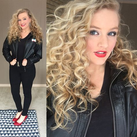 Sandy from Grease Hair,makeup and outfit look                                                                                                                                                                                 More Sandy Grease Hair, Grease Sandy, February Outfits, Grease Outfits, Decade Day, Decades Costumes, Homecoming Spirit Week, Sandy Grease, Grease Costumes