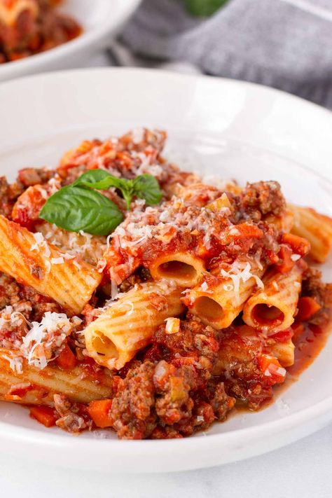 Baked Rigatoni Bolognese, Skillet Lasagna Easy, Italian Sausage Pasta Bake, Rigatoni Bolognese, Homemade Bolognese Sauce, Sausage Pasta Bake, Baked Rigatoni, Canning Crushed Tomatoes, Italian Sausage Pasta