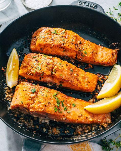 Here's how to make pan seared salmon at home! It's a favorite easy way to cook fish in a flash, and the flavor is unbeatable. #salmon #seared #searedsalmon #pansearedsalmon #salmonrecipe #healthysalmonrecipe Pan Fry Salmon Without Skin, Easy Salmon Recipes Pan Seared, Stove Top Salmon, Salmon Dinner Ideas, Broiled Salmon Recipes, Oven Baked Salmon Recipes, Seared Salmon Recipes, Cook Fish, A Couple Cooks