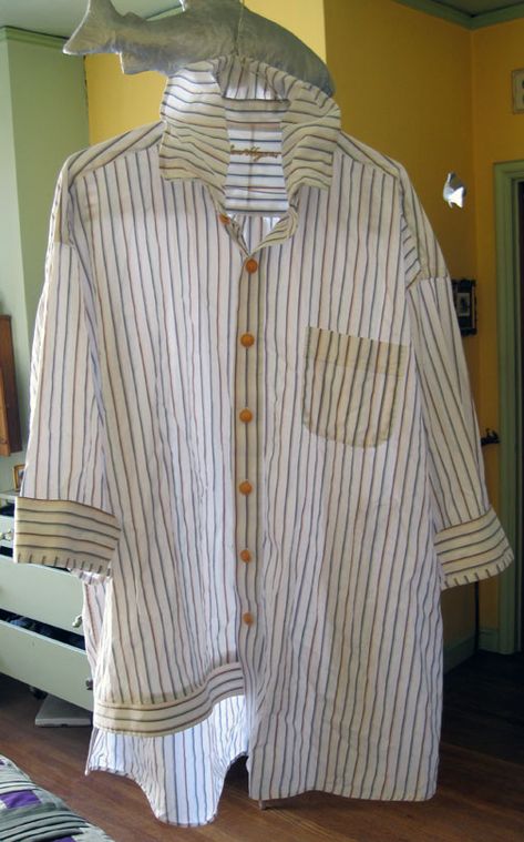 Upcycle Mens Dress Shirt, Thrift Store Fashion Diy, Recycled Mens Shirt, Thrift Store Fashion, Mens Shirt Refashion, Upcycle Clothes Diy, Art Textiles, Upcycle Shirt, Upcycle Sewing