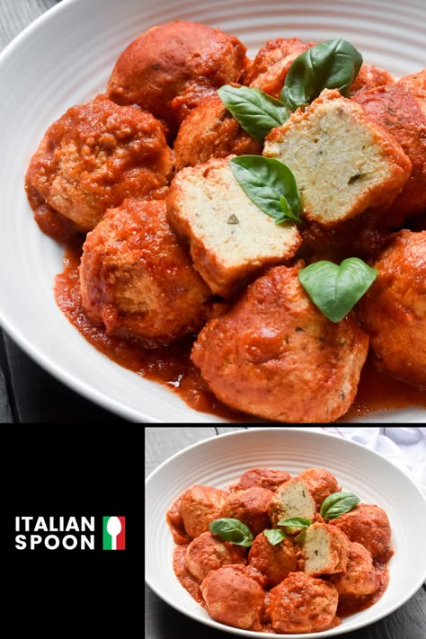 Ricotta Balls Recipe, Ricotta Balls, Gnudi Recipe, Homemade Italian Meatballs, Italian Tomato Sauce, Ricotta Recipes, Eggplant Dishes, Vegetarian Entrees, Italian Flag