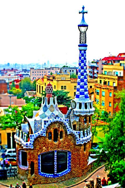 Gaudi gingerbread house @ Park Guell in Barcelona | Jay Lee | Flickr Parque Guell, Traveling Goals, Gaudi Architecture, Parc Guell, Destination Vacation, Explore Photography, Park Guell, Gaudi Barcelona, Spain Trip