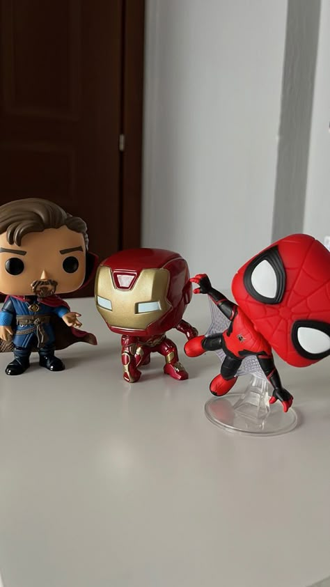 Marvel Fan Aesthetic, Iron Man And Spiderman, Spiderman Things, Marvel Funko Pop, Spiderman Stuff, Игрушки Funko Pop, Marvel Room, Marvel Aesthetic, Marvel Clothes