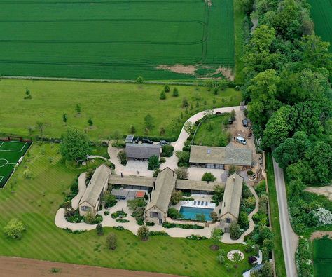 The Beckhams' Cotswold estate – and David's beekeeping habit | Homes & Gardens David Beckham House, David Beckham Kids, Cotswold House, English Estate, English Farmhouse, Saltbox Houses, David And Victoria Beckham, Barn Conversion, Garden Buildings