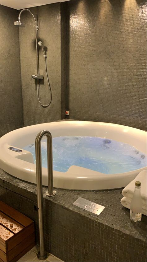 Jaccuzi Snapchat, Jacuzzi Night Snapchat, Jakuzi Fake Story, Spa Fake Story, Jacuzzi Snap, Luxury Snapchat Story, Hotel Snapchat Stories, Spa Snapchat Stories, Jacuzzi Hotel