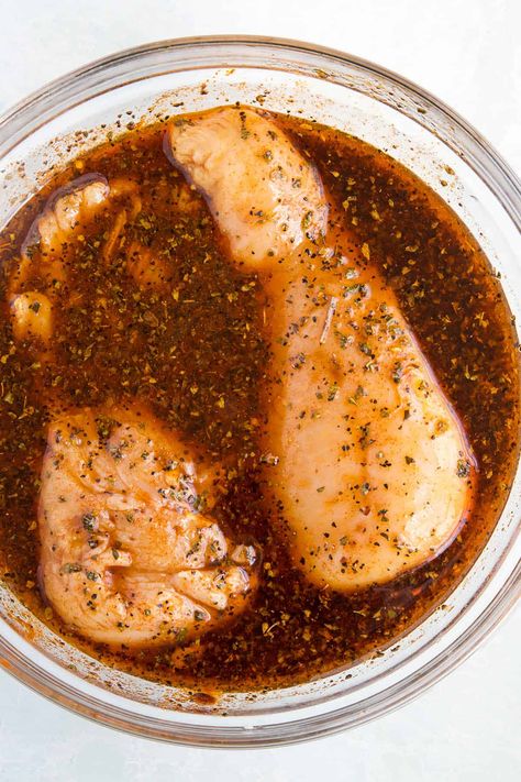 Habanero Sauce Recipe, Habanero Chicken, Habanero Recipes, Mango Habanero Sauce, Perfect Grilled Chicken, Bbq Chicken Recipe, Marinate Chicken, Family Meal Prep, Bbq Sauce Chicken