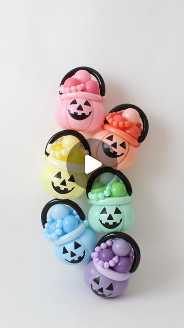 Lilly Roman on Instagram: "Always YES to Rainbow Halloween 🌈🎃 Which Halloween style do you like best? Tutorial over on the subscriber side 🩷" Halloween Balloon Ideas, Rainbow Halloween, Halloween Balloon, Balloons Ideas, Decor Business, Pastel Halloween, Balloon Crafts, Halloween Balloons, Balloon Ideas