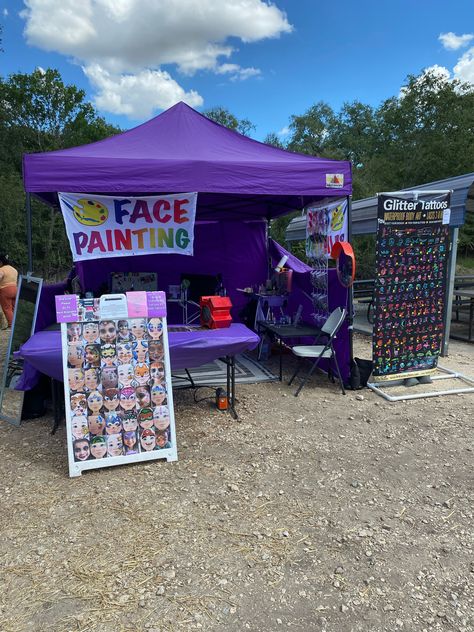 Face Paint Booth Set Up, Face Painting Set Up, Face Painting Booth Set Up, Face Paint Station, Face Paint Booth, Face Painting Booth, Stalls Ideas, Kids Halloween Face, Face Painting Halloween Kids