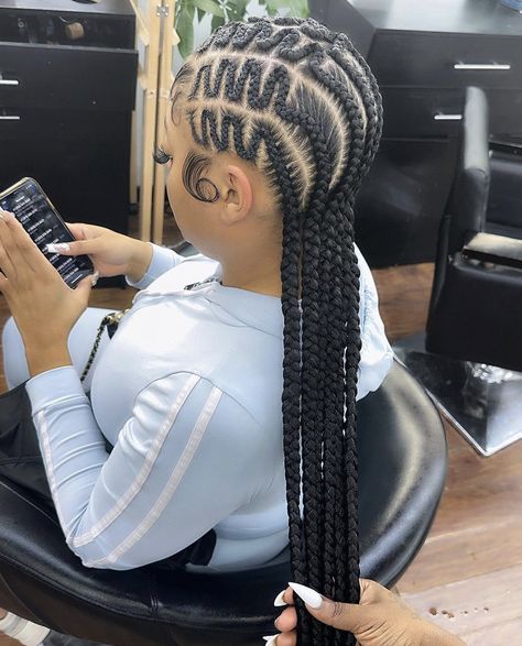 Strait Back Braids For Black Women, Zigzag Braids For Black Women, Zig Zag Feed In Braids, Snake Braid Hairstyles, Small Stitch Braids, Straight Back Feed In Braids With Design, Zig Zag Cornrows Braids, Snake Braids, Hair Braid Patterns