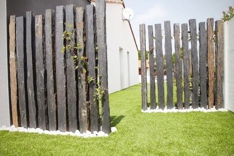 Diy Garden Fence, Garden Screening, Have Inspiration, Front Yard Landscaping Design, Garden Fencing, Garden Fence, Front Garden, Yard Landscaping, Small Backyard