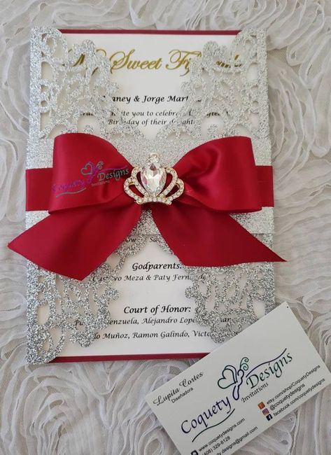 Red Quince Theme, Quinceñera Invitations, Red Quinceanera Ideas, Quince Themes, Princess Invitation, Red Quince, Quince Invitations, Quinceanera Planning, Quince Decorations