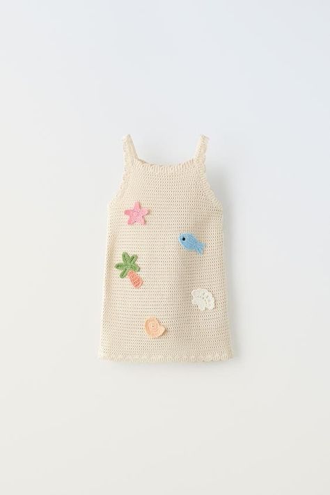 Baby Girls' Clothes | ZARA Ireland - Page 2 Sea Crochet, Stylish Baby Girl Outfits, Crochet Knit Dress, Hippie Baby, Crochet T Shirts, Zara Baby, Crochet Girls, Baby Trend, Crochet Jacket