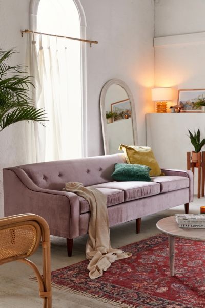 Blush Furniture, Salon Interior Design Ideas, Deco Living, Interior Design Pictures, Apartment Stuff, Yellow Sofa, Interior Design Software, Velvet Couch, Salon Interior Design