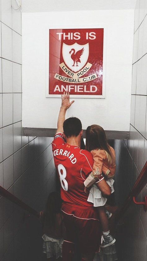 Steve Gerrard, Liverpool, Anfield Stadium Liverpool Football Team, Liverpool Football Club Players, Liverpool Fc Team, Gerrard Liverpool, Liverpool Football Club Wallpapers, Stevie G, Liverpool Anfield, Liverpool Champions, Liverpool Legends