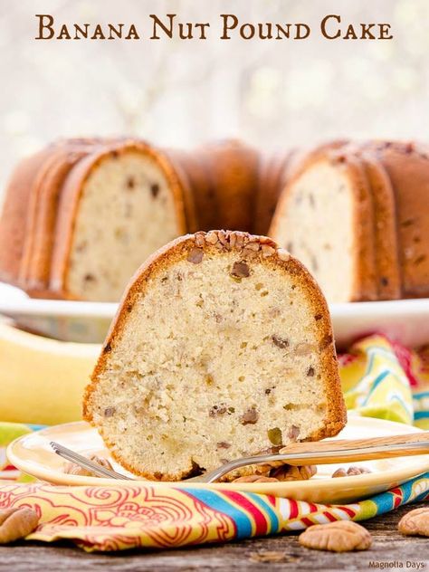 Banana Nut Pound Cake Recipe, Banana Nut Bundt Cake, Classic Pound Cake, Cake Recipes At Home, Pound Cake Recipe, Banana Cake Recipe, Banana Nut Bread, Nut Bread, Bundt Cakes Recipes