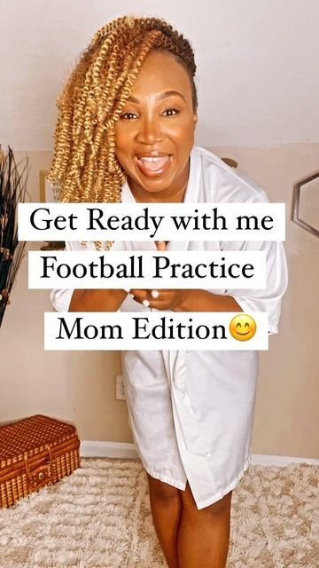 Elisa McGowan on Instagram: "GRWM. Football practice Fun. So in July the idea of signing each of the kiddos up for extra curricular activities sounded GREAT! Now the reality of me taking them to the activities is unfolding, causing me to rethink the notion 😁 We are sure to have an eventful Fall with Football, Soccer, and Dance S/n normally I would not have on make up but I had some on camera meetings today. Happy Wednesday ya’ll . . . . #momlife #momof4kiddos #footballmom #soccermom #danc Football Mom Outfits Summer, Summer Football Game Outfits For Women, Classy Football Game Outfits, Football Game Outfit Highschool Mom, Mom Game Day Outfit Football, Football Mom Outfits Games, Mom Football Game Outfit, Mom Game Day Outfit, Football Mom Outfits