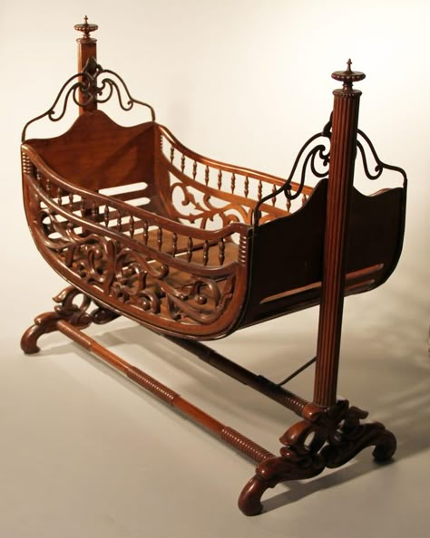 1800s baby cradle Baby Cradles, Wooden Cradle, Art Nouveau Furniture, Baby Cradle, Victorian Furniture, Cunas Para Bebes, Scroll Work, Victorian Decor, Baby Swings