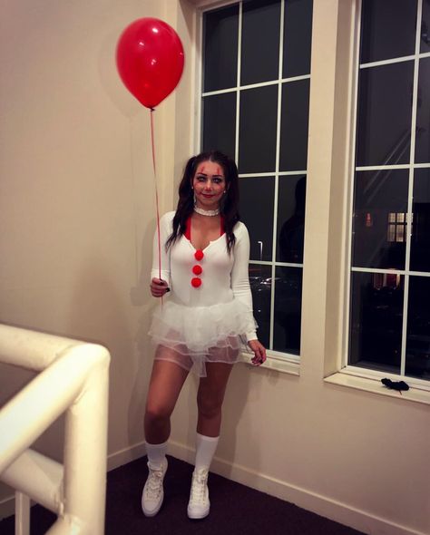 It Clown Costume Women, Womens Pennywise Costume, Pennywise Girl Costume, Female Pennywise Costume, Cute Clown Costume, Scary Clown Halloween Costume, Pennywise Halloween Costume, Pennywise Costume, Clown Costume Women