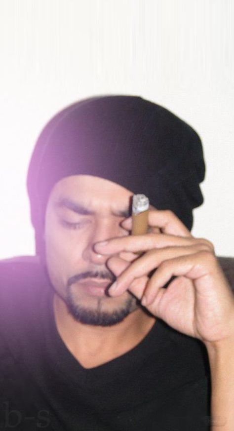 bohemia ♛ Bohemia Singer, Bohemia Rapper, Bohemia Photos, Taylor Gang, Taylors Gang, Broken Screen Wallpaper, Ab Challenge, X Picture, Trippy Wallpaper