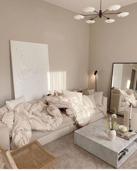 White Couch, Dekorasi Kamar Tidur, Apartment Inspiration, Living Room Decor Apartment, Living Room Inspo, A Living Room, Room Inspiration Bedroom, Aesthetic Room Decor, Dream Home Design