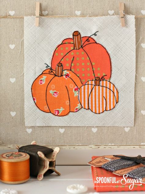 Pumpkin Patch {Halloween Applique} - A Spoonful of Sugar Coasters To Sew, Halloween Applique Designs, Sewn Cards, Pumpkin Coasters, Bichon Poodle, Pumpkin Patch Halloween, Freehand Embroidery, Fall Quilt Patterns, Appliqué Patterns