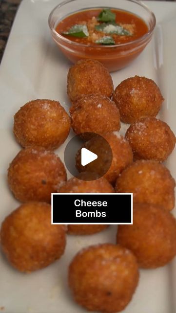 Grilled Cheese Bombshell, Best Appetizer Recipes Simple, Shredded Mozzarella Recipes, Simple Appetizers For A Party, Easy Game Day Food, Football Party Appetizers, Cheese Balls Recipe, Cheese Ball Recipes Easy, Entertaining Snacks