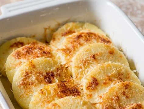 Roman Recipes, Semolina Recipe, Gnocchi Alla Romana, Gluten Free Gnocchi, Food Italy, Gnocchi Recipes, Pasta Fresca, Noodle Recipes, Italian Dishes