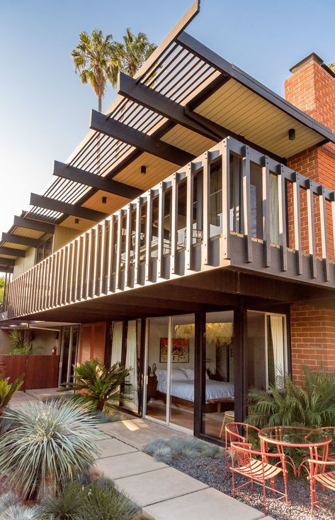 House Balcony Exterior, Balcony Roof Design, Balcony House Second Story, Front Balcony Design, Madden Home Design, Balcony Exterior, Balcony Roof, House Balcony, Modern Balcony