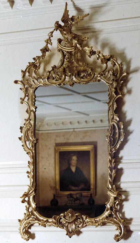 Chippendale Mirror, An Appeal To Heaven, French Manor House, Chinoiserie Mirror, Powder Room Inspiration, Chippendale Design, French Manor, Mirrors Vintage, Chippendale Furniture