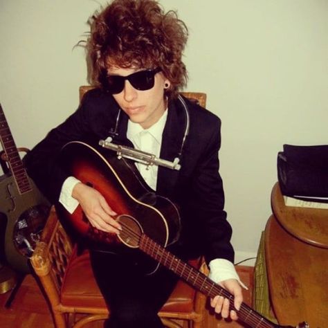 Bob Dylan Halloween Costumes At Work, Beatles Halloween Costumes, Costumes For The Office, Halloween Costumes For The Office, Rock Halloween Costumes, Appropriate Halloween Costumes, Beatles Costume, Work Appropriate Halloween Costumes, Costumes For Work