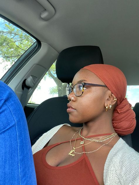 Bald Women Head Wraps, Head Scarfs For Bald Women, Head Wrap Styles For Short Hair, Headwrap Scarf, Christian Veiling, Headwrap Styles, Headwrap Hairstyles, Spiritual Fashion, Head Scarfs