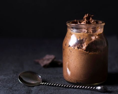 Choco Mousse Cake, Choco Jar, Choco Mousse, Yummy Chocolate Desserts, Mason Jar Recipe, Chocolate Jar, Dessert Mousse, Mason Jar Meals, Make Ice Cream