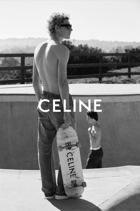 Dysfunctional Bauhaus: CELINE HOMME Spring Summer 2023 Collection Celine Denim, Boyfriend Inspiration, Skateboard Photos, Mini Skateboard, Male Portrait Poses, Skateboard Fashion, Ad Fashion, Hedi Slimane, Spring Summer 2023