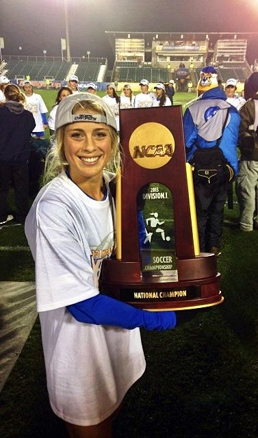 Abby Dahlkemper #8, UCLA Bruins Ucla Womens Soccer, Ucla Soccer Women, Ucla Soccer, Abby Dahlkemper, Soccer Women, Uswnt Soccer, Women Soccer, Ucla Bruins, Soccer Girl