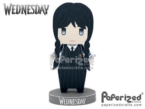 Paperized Craft, Paperized Crafts, American Comedy, The Addams Family, Paper Toy, Addams Family, Wednesday Addams, Paper Toys, Paper Models