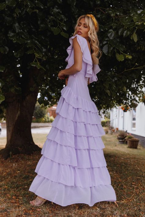 Lavender Outfit Ideas, Spring Prom Dresses, Layered Prom Dress, Outfit Ideas Wedding, Spring Formal Dresses, Flowy Prom Dresses, Lavender Outfit, Purple Ruffle Dress, Ruffles Bridesmaid Dresses