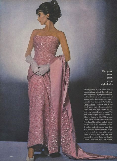 Princess Dress Runway, 60s Royal Fashion, Pink Glamour Aesthetic, 1960s Gowns, Pink Royal Dress, Minnie Cushing, 1960s Dresses Formal, 60s Dresses Vintage, Elegant Long Sleeve Wedding Dresses