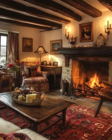 Colonial Cottage Living Room, Old English Decor Interior Design, English Cottage Interiors Cozy, English Farmhouse Interiors, Cottage Interiors Cozy, Scottish Cottage Interior, English Cottage Interiors, Cottage Fireplace, Living Room Farmhouse