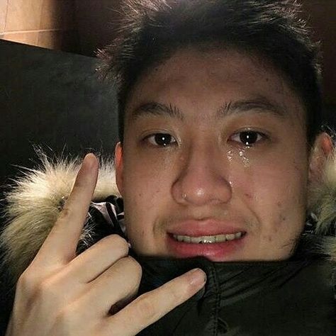 Rich Brian, Happy Crying, Image Meme, In Meme, Filipino Memes, Filipino Funny, Happy Pictures, Reaction Face, Funny Emoji