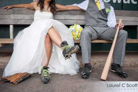 Baseball Wedding Ideas, Softball Wedding, Carlson Young, Sports Themed Wedding, Baseball Wedding, Sports Wedding, Yard Wedding, Baseball Theme, Prom Pictures