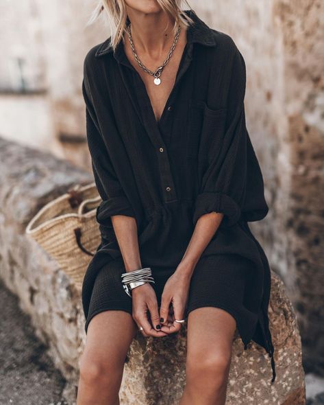 Jacqueline Mikuta | ♥♥ *anzeige | Instagram Spring Knitwear, Shirt Mini Dress, Shirt Collar Styles, Cotton Shirt Dress, Long Jumpsuits, Mini Shirt Dress, Shoes With Jeans, Dress With Cardigan, Romper Pants