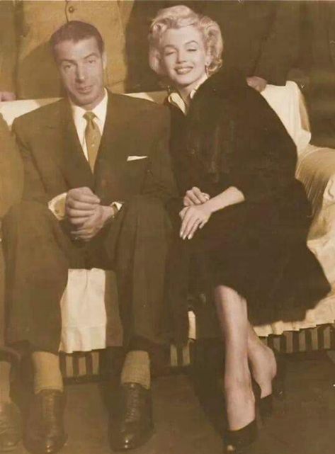 Marilyn Monroe with husband Joe DiMaggio Marilyn Monroe Joe Dimaggio, Billy Wilder, Arthur Miller, Norma Jean Baker, Joe Dimaggio, Marilyn Monroe Photos, Norma Jean, Norma Jeane, Blonde Bombshell