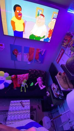 Kaws Inspired Room, Room Ideas Kaws, Hyper Beast Room, Girly Hypebeast Room, Bape Bedroom, Hype Room Ideas, Kaws Living Room Decor, Hypebeast Dorm Room, Hypebeast Room Girl