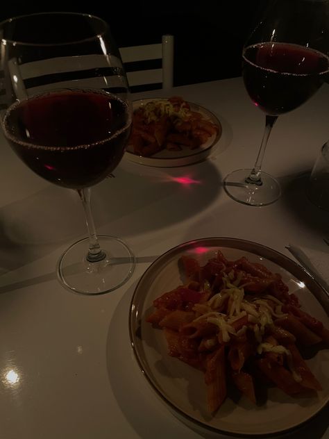 #datenight #pasta #pastadinner #pastadishes #food #foodphotography #wine #dinnerrecipe #dinner Wine And Pasta, Wine Pasta, Date Dinner, Dinner Date, Yummy Food, Pasta, Wine, Collage, Pins