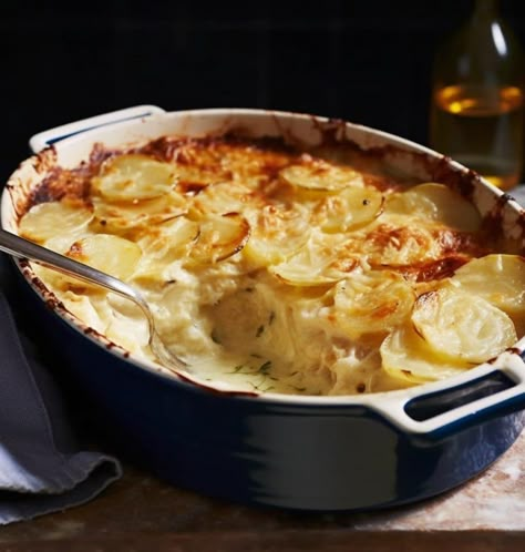 Jamie Oliver 30 Minute Meals, Oliver Quick, Jamie's 30 Minute Meals, Dauphinoise Potatoes, Gammon Recipes, Potatoes Dauphinoise, Potatoe Recipes, Potatoes Baked, British Recipes