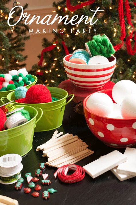 Fun ideas for a kids' Christmas ornament party--party activities and christmas party food! Tree Trimming Party Ideas, Ornament Station, Ornament Making Party, Kid Christmas Crafts, Tree Trimming Party, Easy Kids Christmas, Sister Trip, Couples Dinner, Christmas Party Crafts